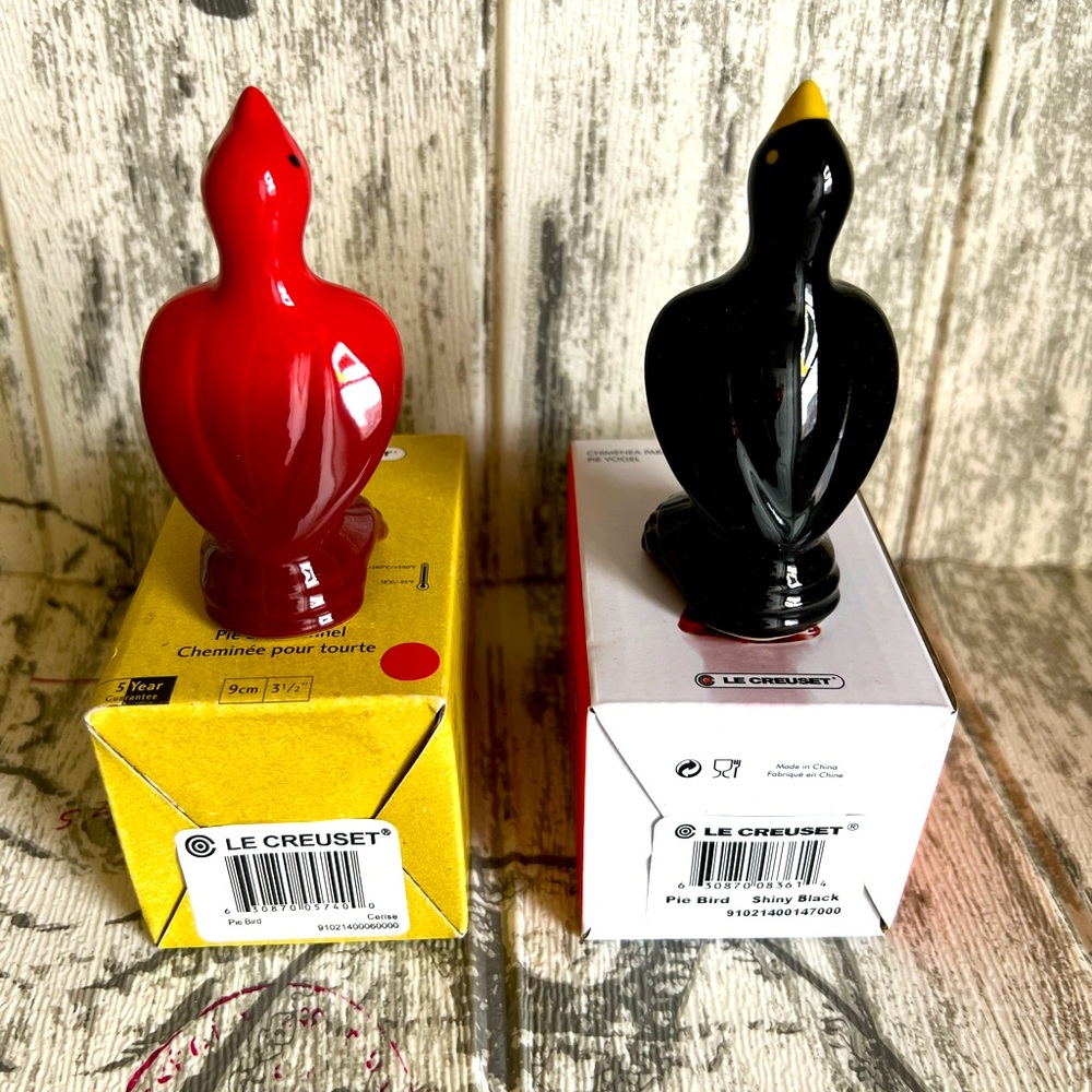 Le Creuset Pie Bird Funnel x 2 pcs
